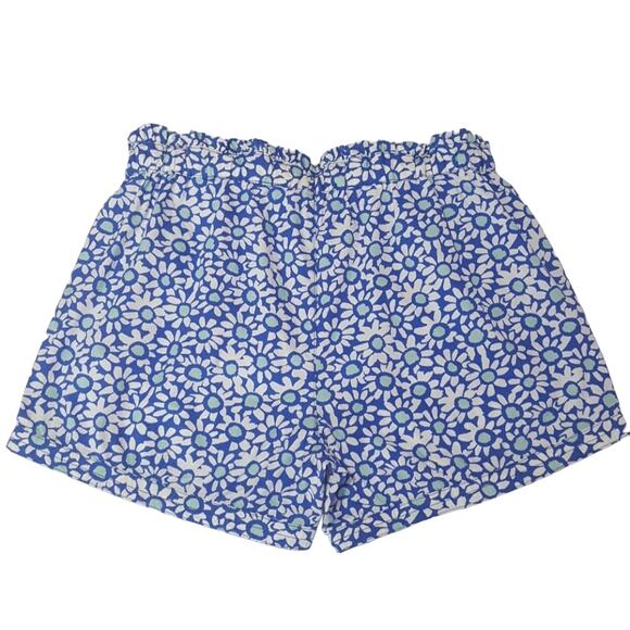 Mini Boden cotton poplin floral print shorts - Picture 2 of 6